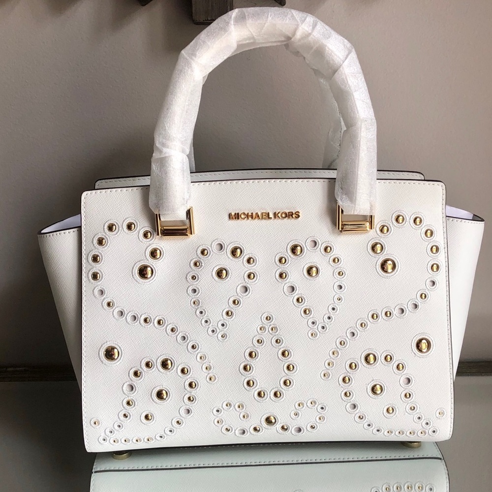 MICHAEL KORS SELMA WHITE WITH GOLD STUDS SATCHEL
